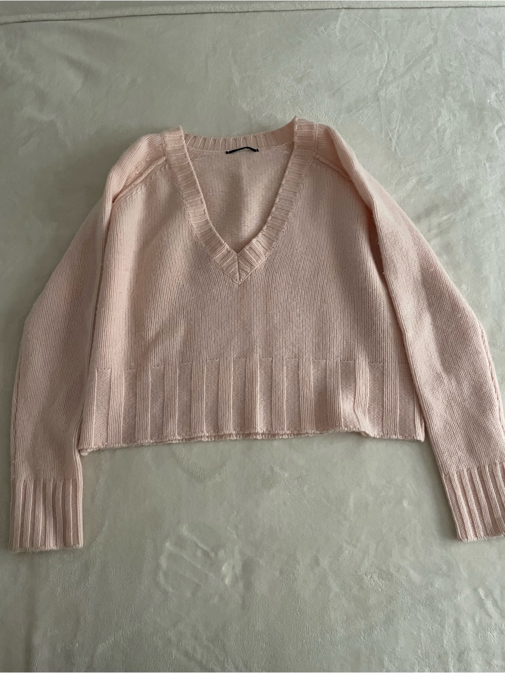 Brazeau Tricot Pale Pink Cashmere Sweater